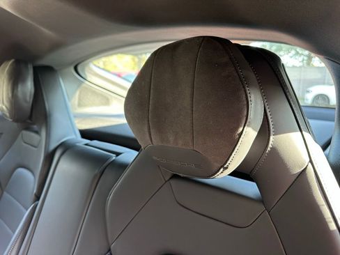 Used 2026 Porsche Panamera image 37