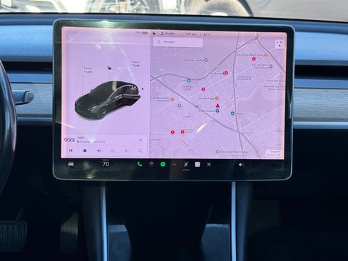 Used 2019 Tesla Model 3 image 24