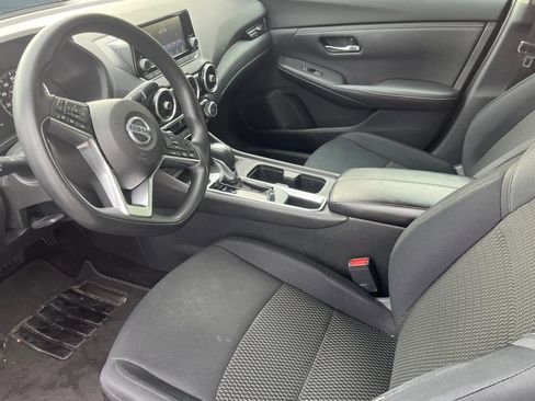 Used 2020 Nissan Sentra S image 3