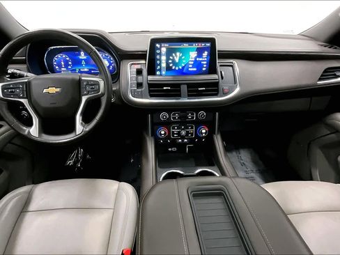 Used 2023 Chevrolet Tahoe LT w/ Luxury Package RWD image 16