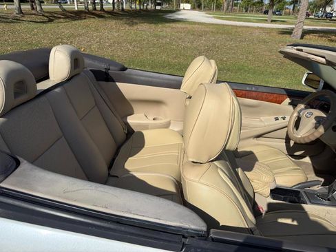 Used 2007 Toyota Solara Convertible image 15