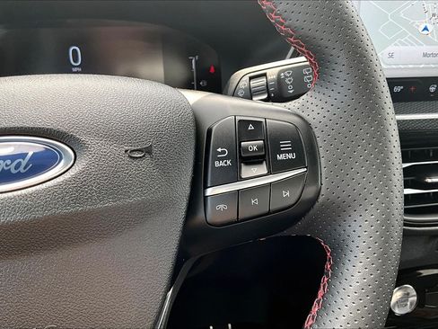 Used 2024 Ford Escape ST-Line w/ Tech Pack #1 AWD/4WD image 23