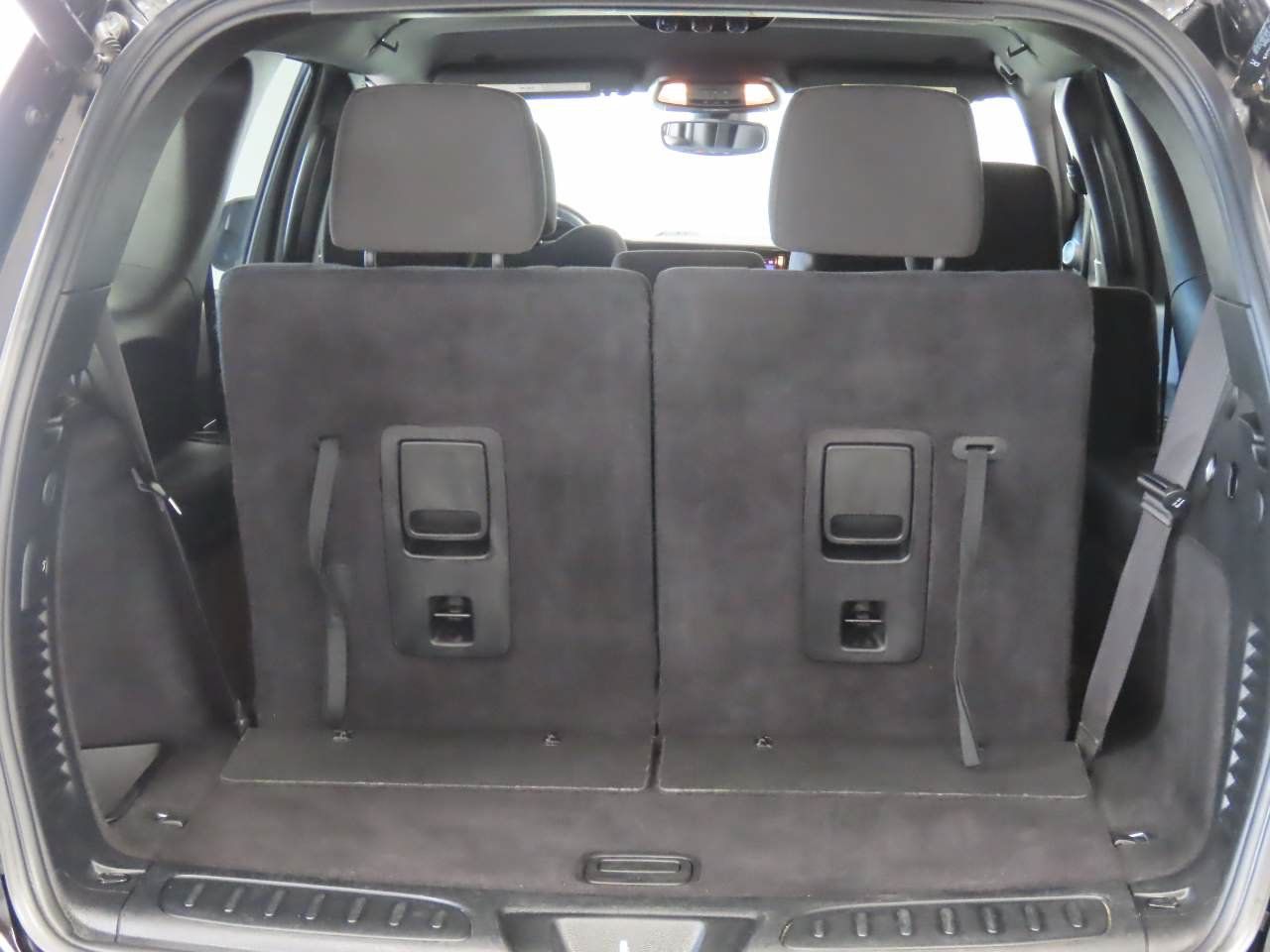 Used 2025 Dodge Durango GT w/ Blacktop Package AWD/4WD image 18