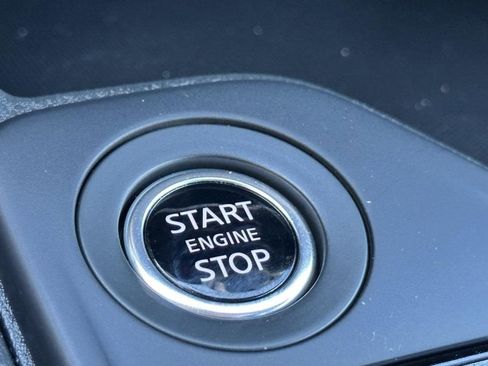 Used 2024 Nissan Sentra S image 10