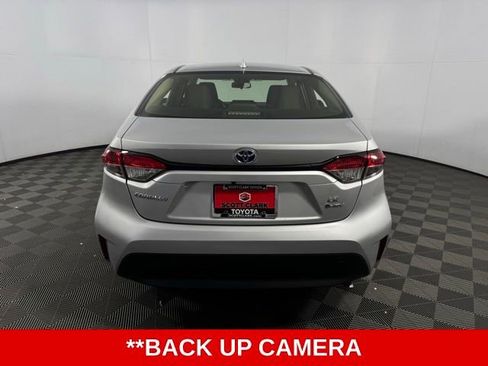 Used 2025 Toyota Corolla LE image 7