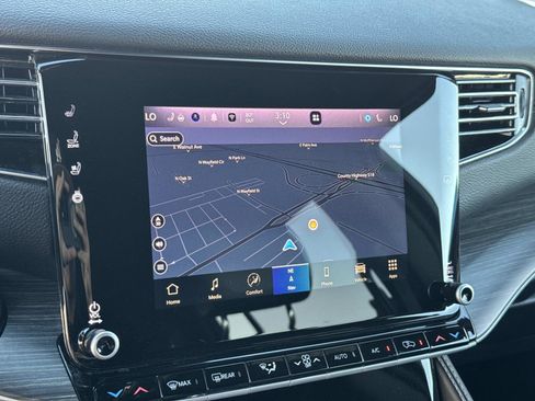 Used 2023 Jeep Wagoneer L Series III w/ Preferred Equipment Group image 13