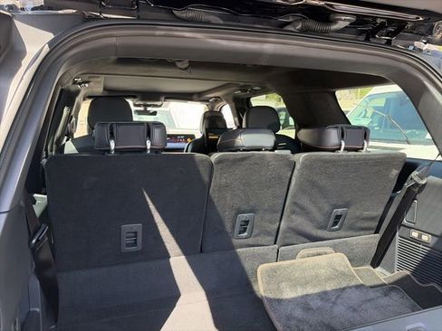 Used 2025 Lincoln Navigator Black Label image 5