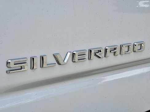 Used 2025 Chevrolet Silverado 1500 LTZ w/ Technology Package AWD/4WD image 24