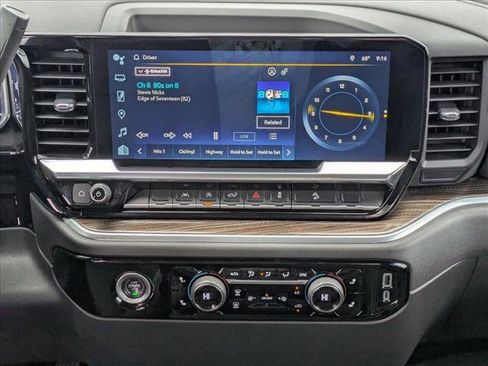 Used 2022 Chevrolet Silverado 1500 LT Trail Boss w/ Protection Package image 14