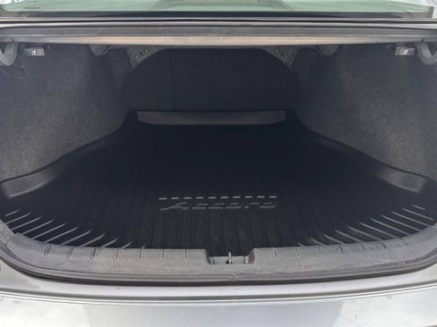 Used 2017 Honda Accord EX-L image 26