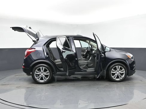 Used 2021 Buick Encore Preferred FWD image 58