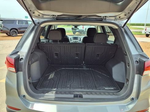 Used 2024 Chevrolet Equinox LS w/ LS Convenience Package FWD image 20