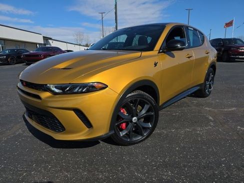 Used 2024 Dodge Hornet R/T image 2