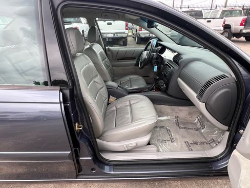 Used 1997 Cadillac Catera image 39