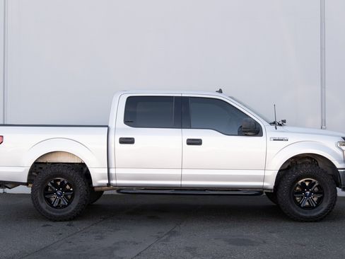 Used 2019 Ford F150 XLT image 24
