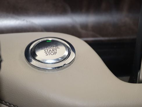 Used 2020 Lincoln Aviator Reserve w/ Equipment Group 202A AWD/4WD image 35