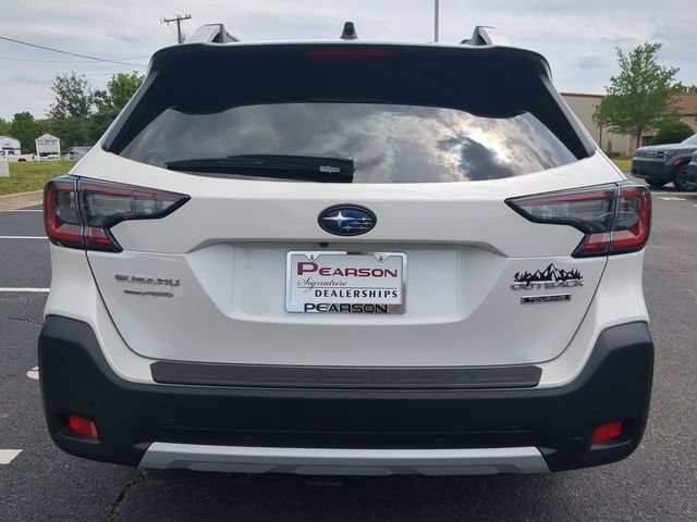 Used 2025 Subaru Outback Touring AWD/4WD image 5