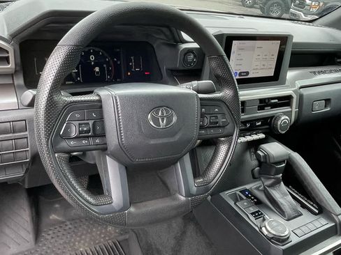 Used 2024 Toyota Tacoma SR5 AWD/4WD image 23