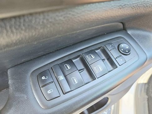 Certified 2021 Jeep Grand Cherokee Laredo AWD/4WD image 31