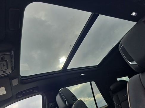 Used 2022 Cadillac Escalade Sport w/ Touring Package image 31