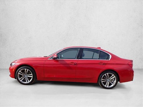 Used 2017 BMW 330i xDrive Sedan image 2