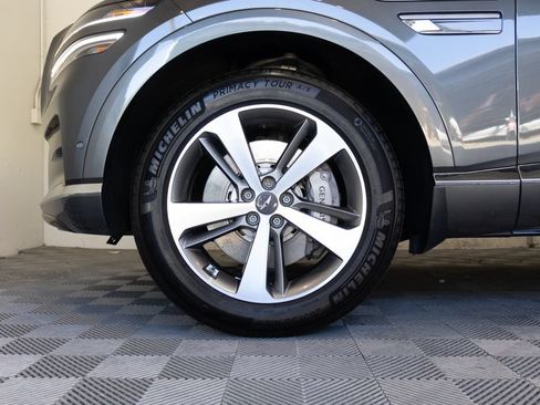 Used 2023 Genesis GV80 3.5T AWD/4WD image 9