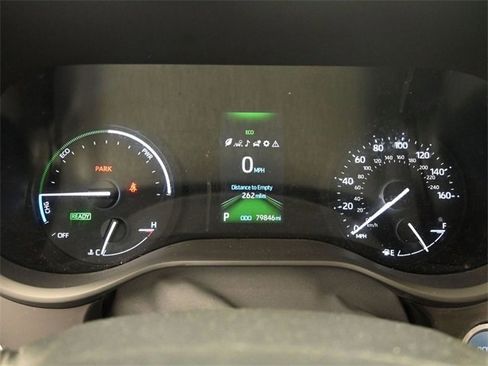 Used 2024 Toyota Sienna XLE image 23