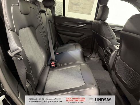 New 2025 Jeep Grand Cherokee Altitude AWD/4WD image 12