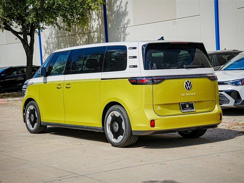 New 2025 Volkswagen ID. Buzz Pro S Plus image 5
