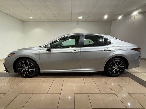 Certified 2024 Toyota Camry SE image 2