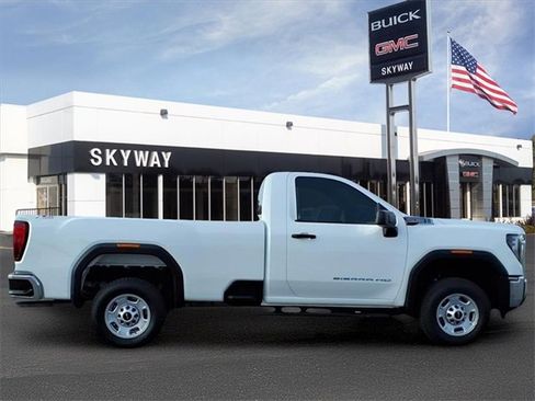 Used 2024 GMC Sierra 2500 Pro w/ Convenience Package image 7
