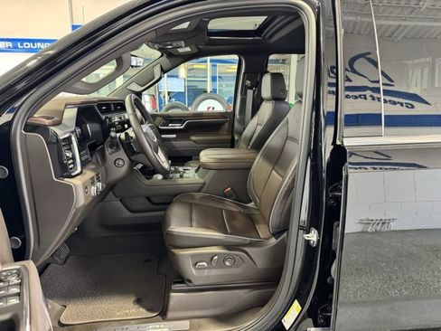 Used 2025 GMC Sierra 1500 Denali w/ Denali Reserve Package image 7