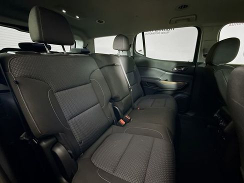Used 2023 GMC Acadia SLE w/ Driver Convenience Package image 30