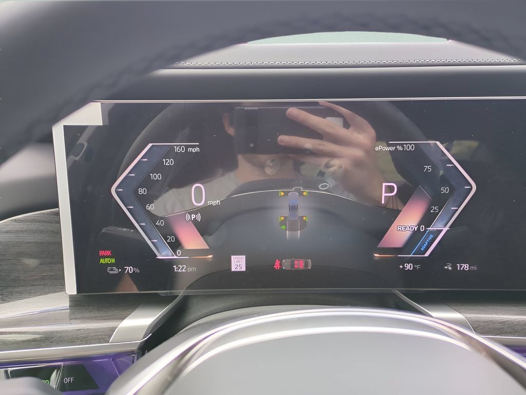 New 2026 BMW i7 eDrive50 w/ Executive Package RWD image 28