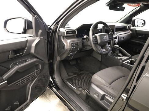 Certified 2025 Toyota Tacoma SR5 image 9