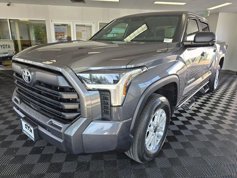 Used 2025 Toyota Tundra SR5 w/ SR5 Convenience Package AWD/4WD image 7
