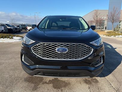 Used 2024 Ford Edge SEL w/ Convenience Package