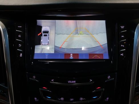 Used 2018 Cadillac Escalade ESV Premium Luxury AWD/4WD image 32