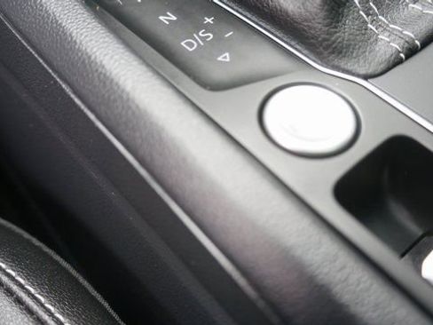 Certified 2023 Volkswagen Atlas SE w/ Panoramic Sunroof Package image 28