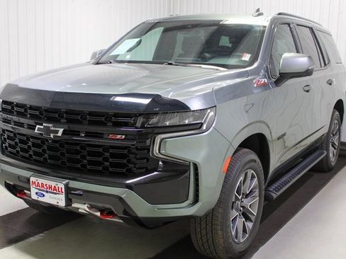 Used 2023 Chevrolet Tahoe Z71 w/ Luxury Package image 3