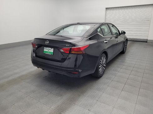 Used 2023 Nissan Altima 2.5 SV image 9