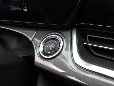 Used 2025 Chevrolet Trax ACTIV w/ Sunroof Package FWD image 30