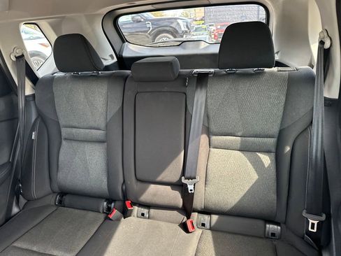 Certified 2025 Nissan Rogue SV FWD image 24