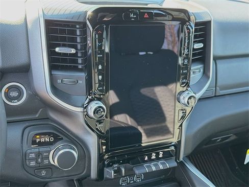 New 2026 RAM 1500 4x4 Crew Cab image 21