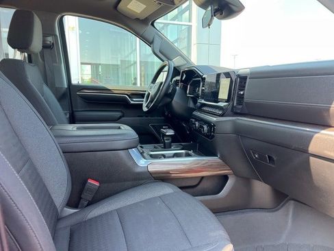 Used 2022 Chevrolet Silverado 1500 RST w/ Convenience Package II image 33