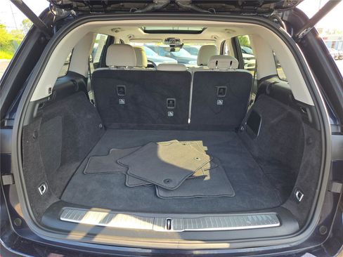 Used 2022 Jeep Grand Cherokee Overland w/ MOPAR Finishing Package image 19