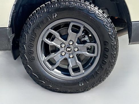 Used 2025 Ford Maverick Tremor AWD/4WD image 32