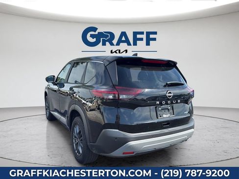 Used 2023 Nissan Rogue S AWD/4WD image 5