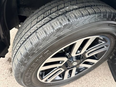 Used 2020 Toyota 4Runner Limited image 28