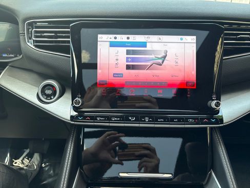 New 2025 Jeep Wagoneer Series II w/ Convenience Group I image 22